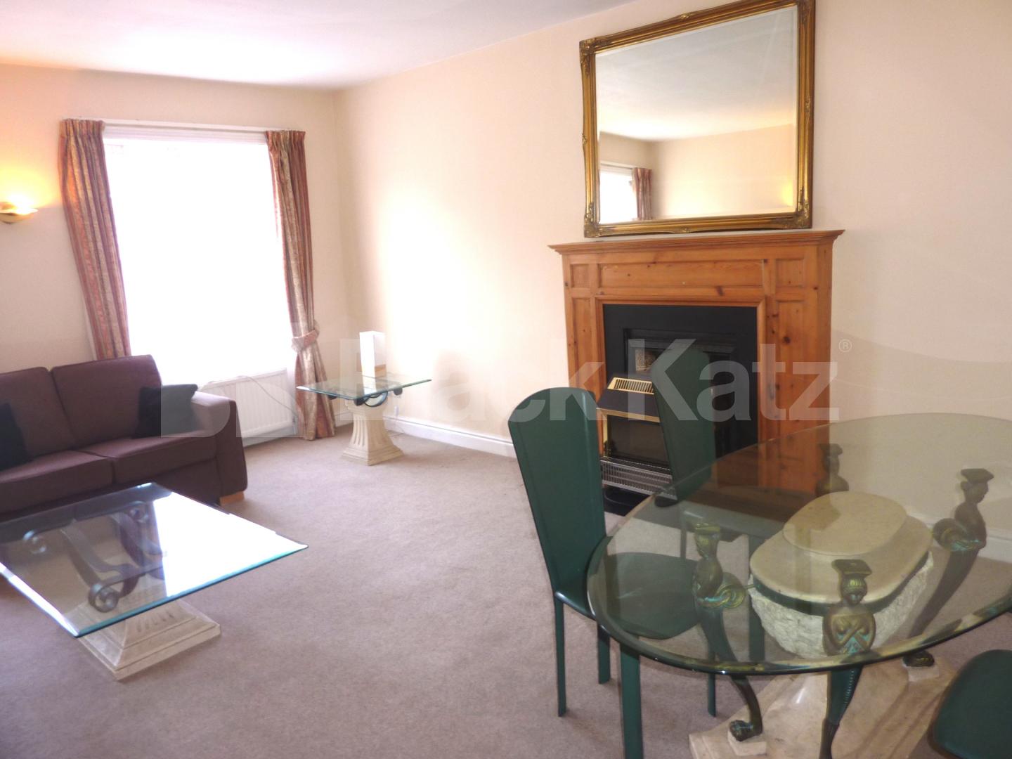 			NEW INSTRUCTION & NEAR REGENTS PARK!, 2 Bedroom, 1 bath, 1 reception Flat			 Nottingham Place, BAKER STREET